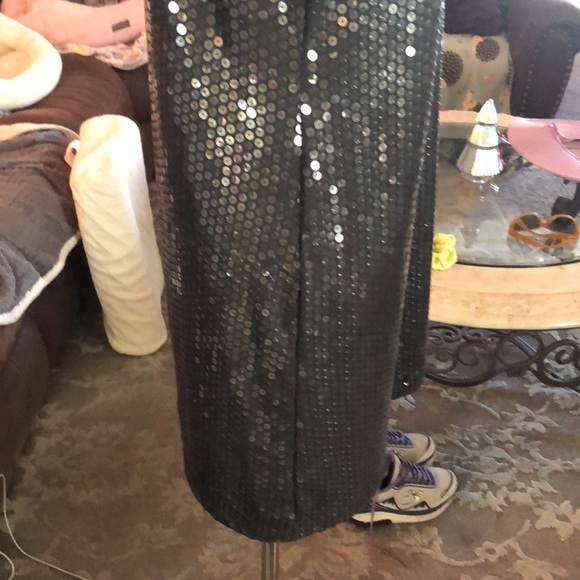 Black Sequin Designer Mini Sleeveless Dress 👗 - Picture 7 of 11